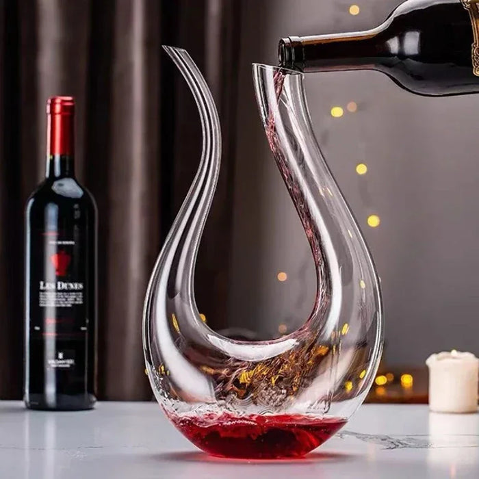 Handcrafted U-Shaped Crystal Wine Decanter – 1500ml