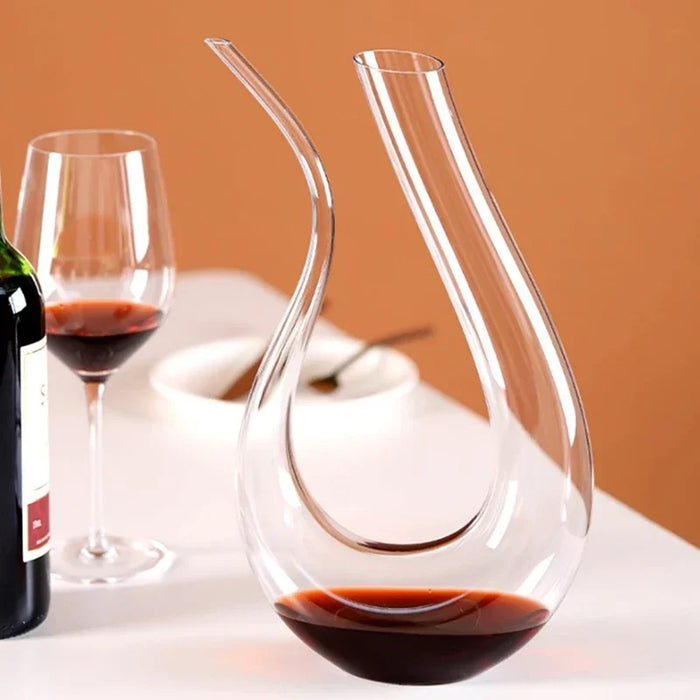 Handcrafted U-Shaped Crystal Wine Decanter – 1500ml